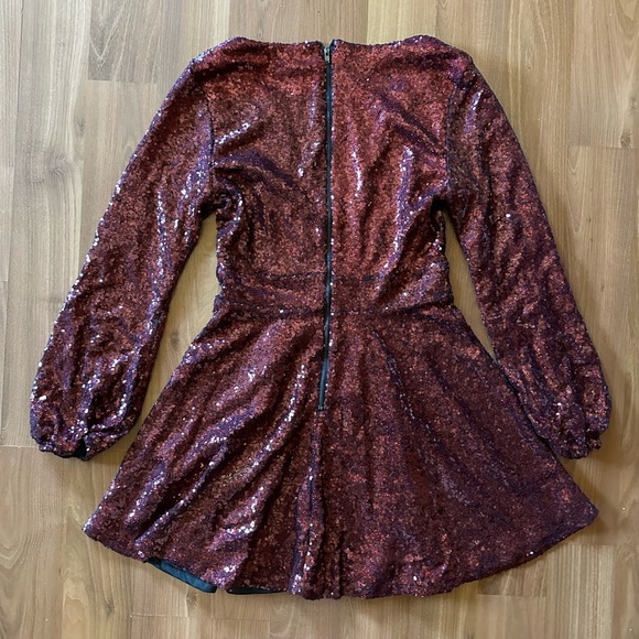 NWT Gianni Bini Wine sequin dress size small Taylor Swift - Picture 2 of 8